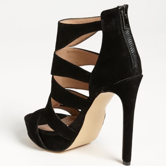 Black Steve Maden heels. Size 8! - Picture 2 of 6